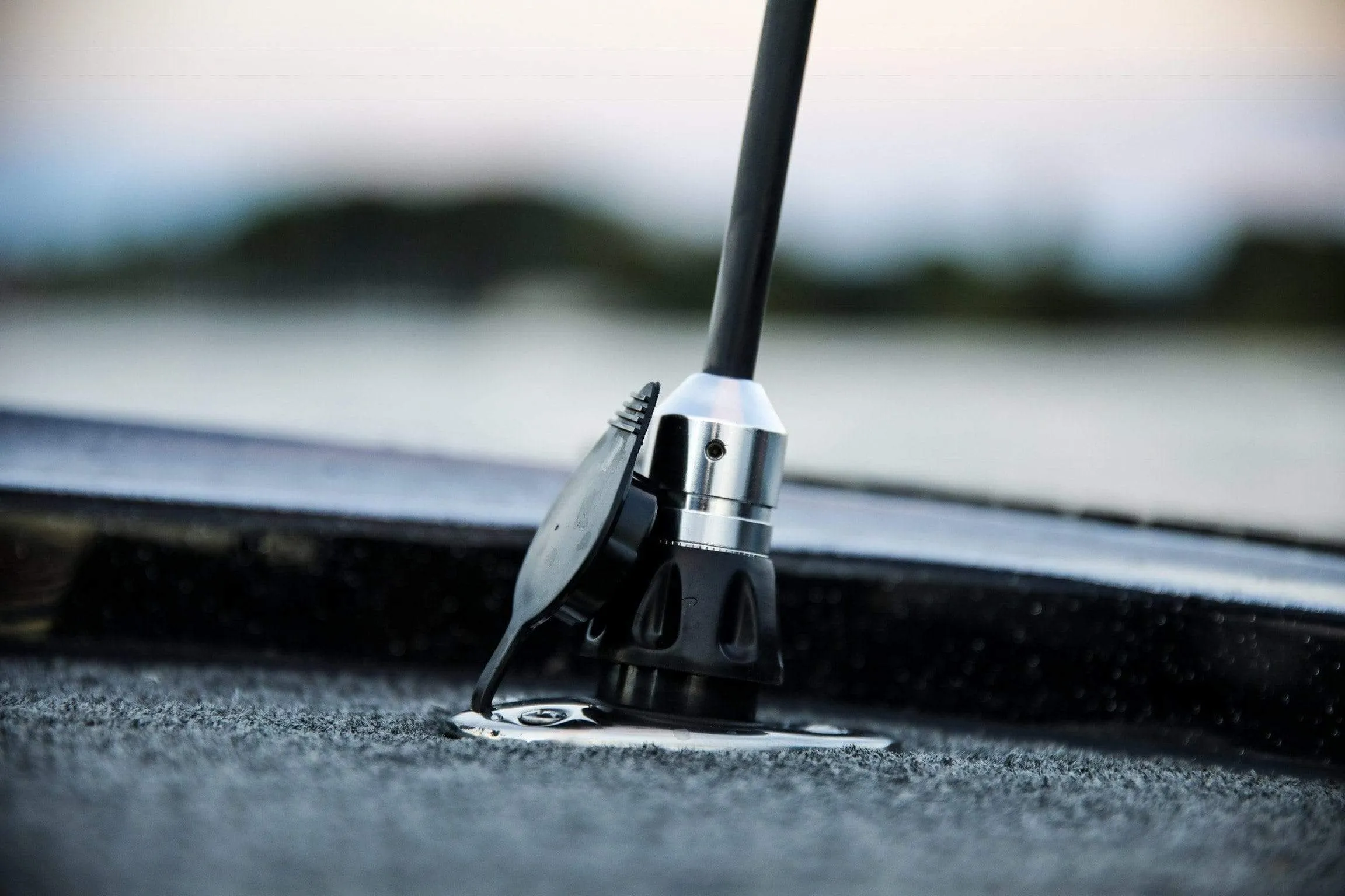 LED Snap Flex Stern Light