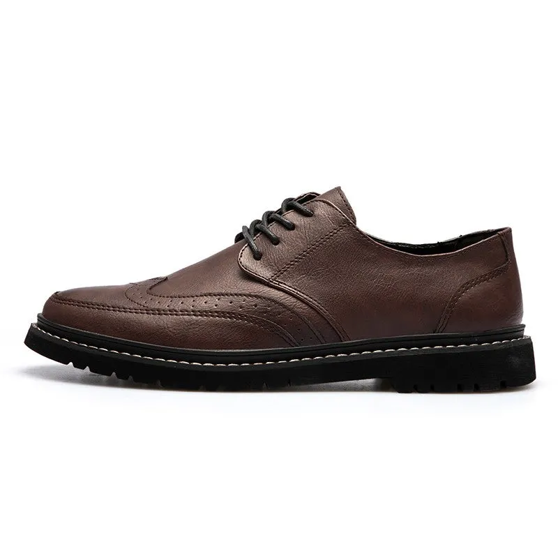 Man's patent leather classic elegant fashion dressy flat loafers