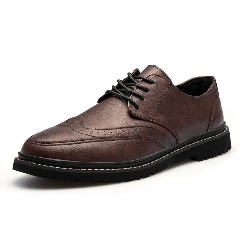 Man's patent leather classic elegant fashion dressy flat loafers