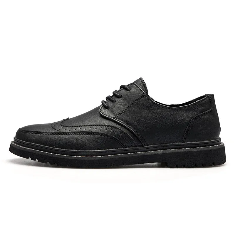 Man's patent leather classic elegant fashion dressy flat loafers
