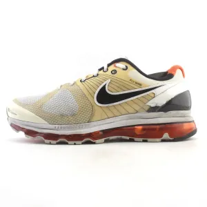NIKE AIR MAX  2010