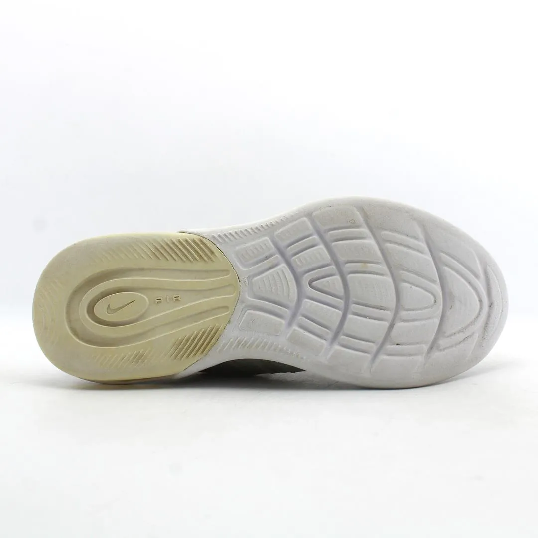 NIKE AIR MAX AXIS
