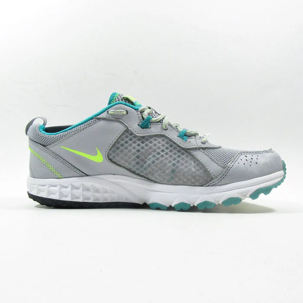 NIKE Wild Trial