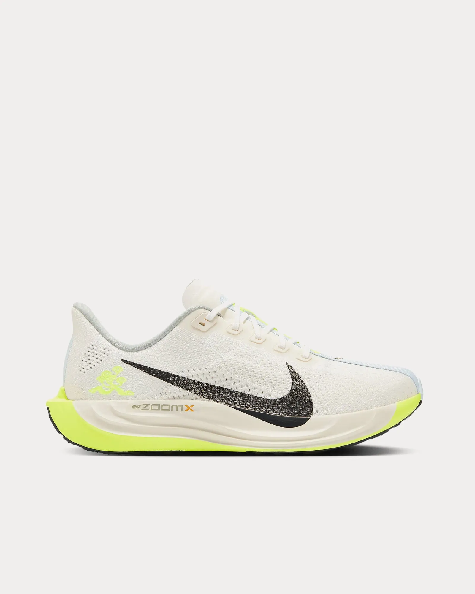 Pegasus Plus Sail / Pale Ivory / Volt / Black Running Shoes